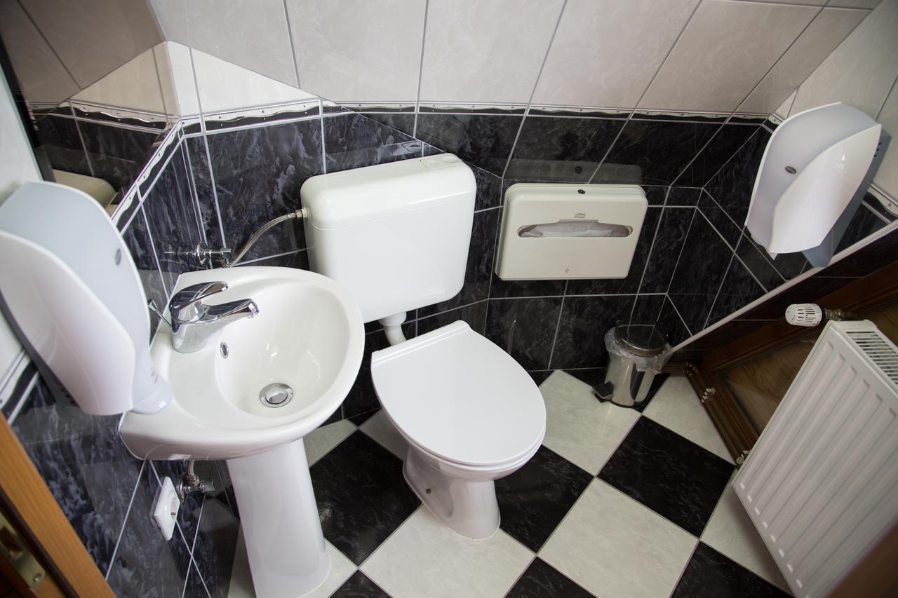 Hotel Babino Brdo Derventa Exterior foto